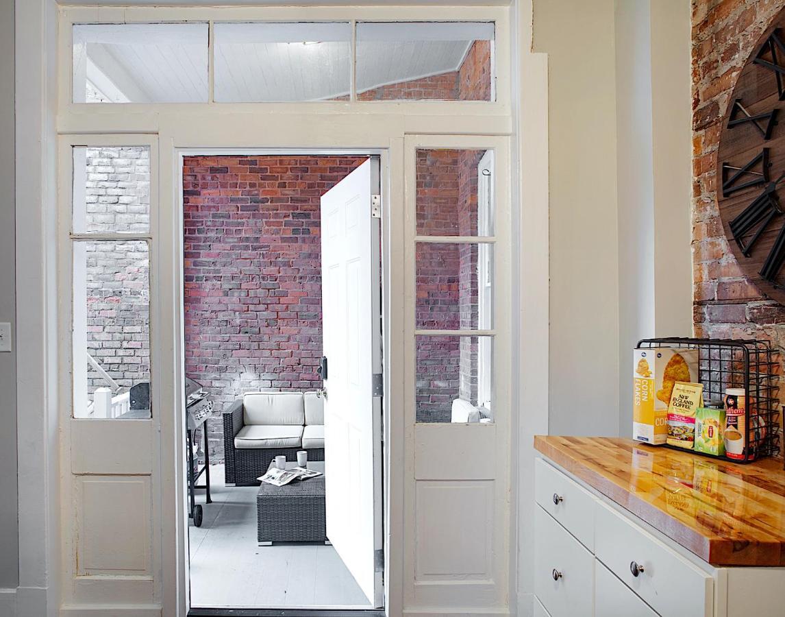Newly Renovated Historic Savannah Townhome! ภายนอก รูปภาพ